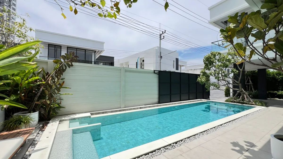 Luxury House 4 Bedrooms 6 Bathrooms in South Pattaya photo 2