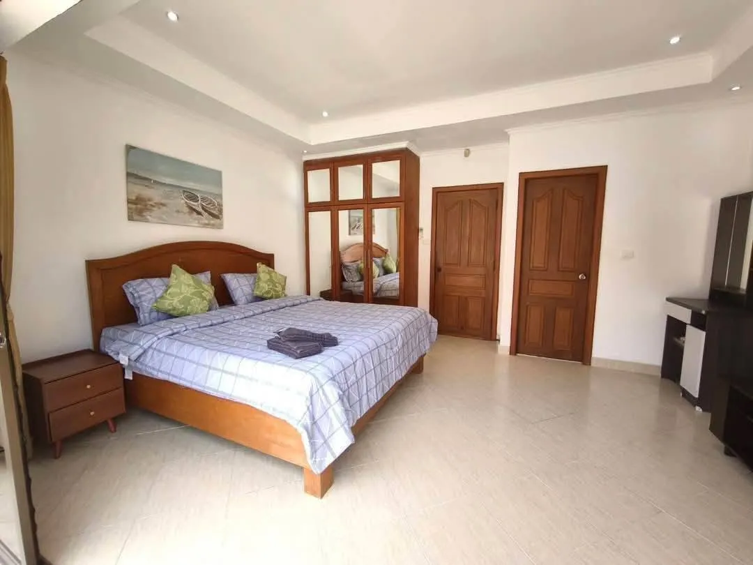 Ashford Gardens - Pratumnak Townhouse for rent photo 10