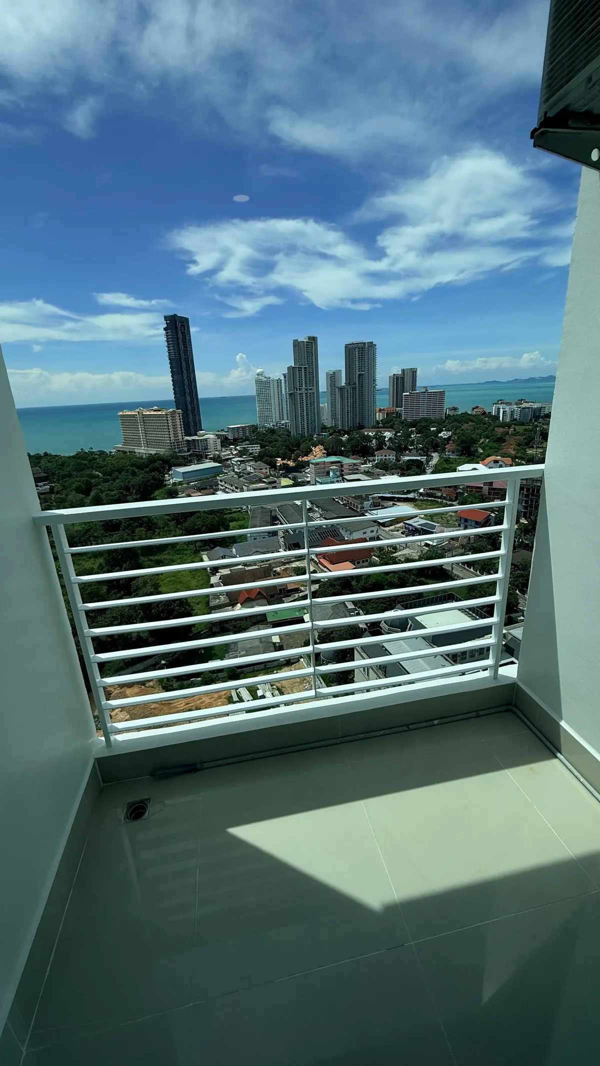 Renovated Condo For Sale In Wongamat photo 3