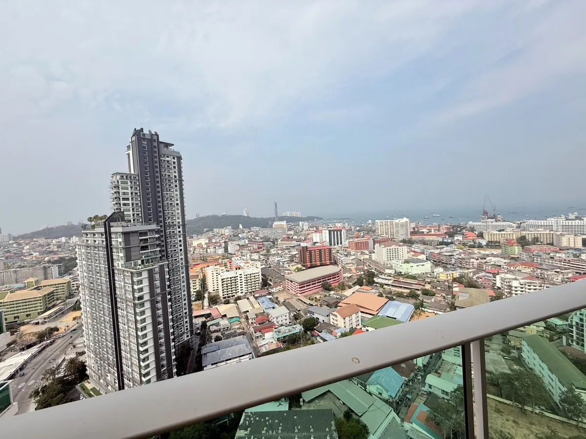 City view for rent at City Garden Tower