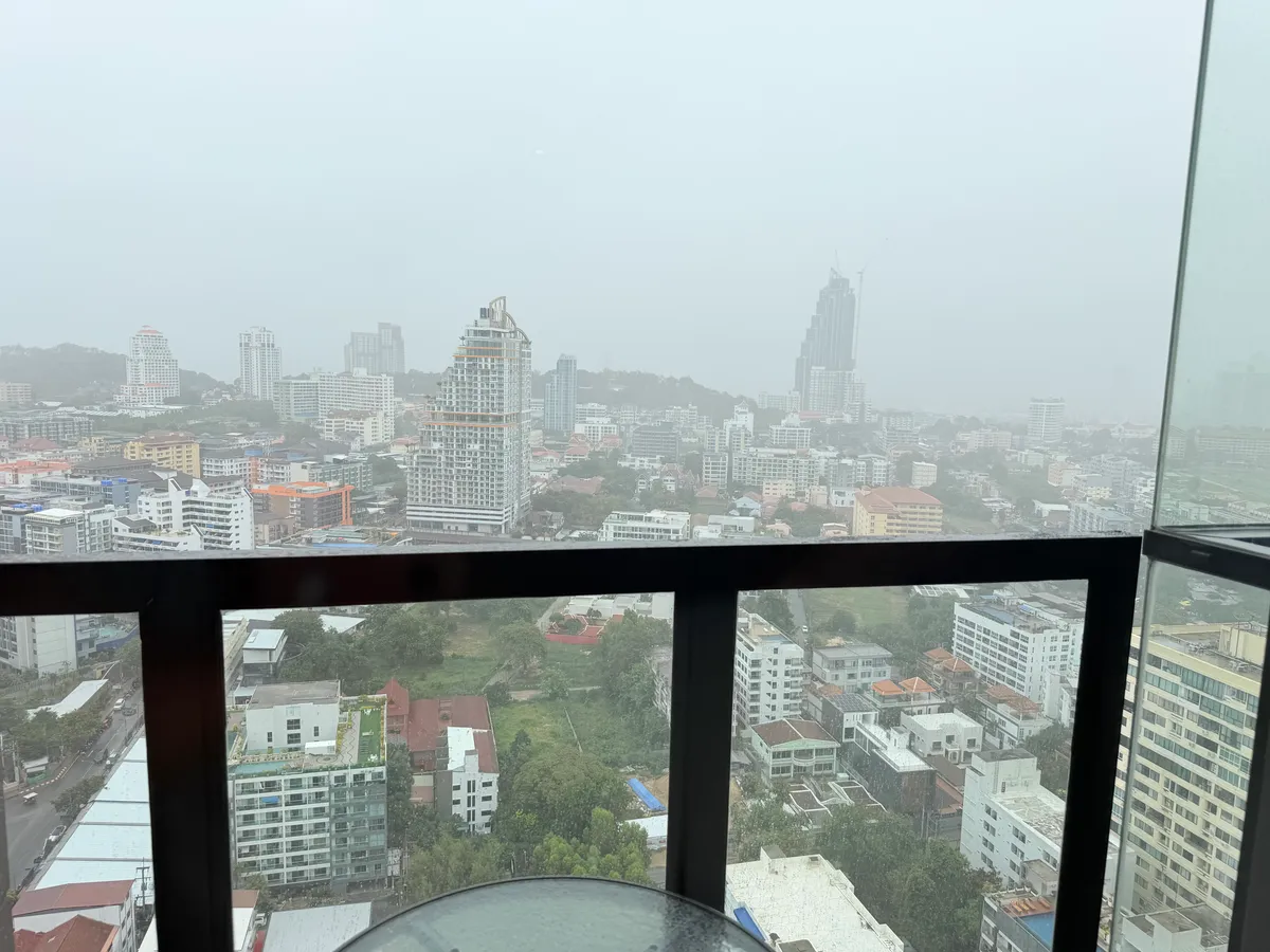 Luxury Condo For Rent In Prahtamnak photo 11
