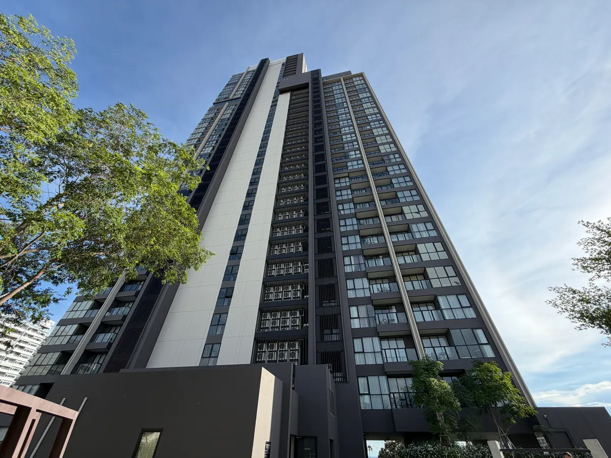 Luxury Condo For Rent In Prahtamnak