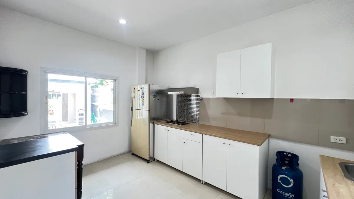 Fully Furnished 3 Bedrooms 2 Bathrooms House For Rent in East Pattaya photo 20