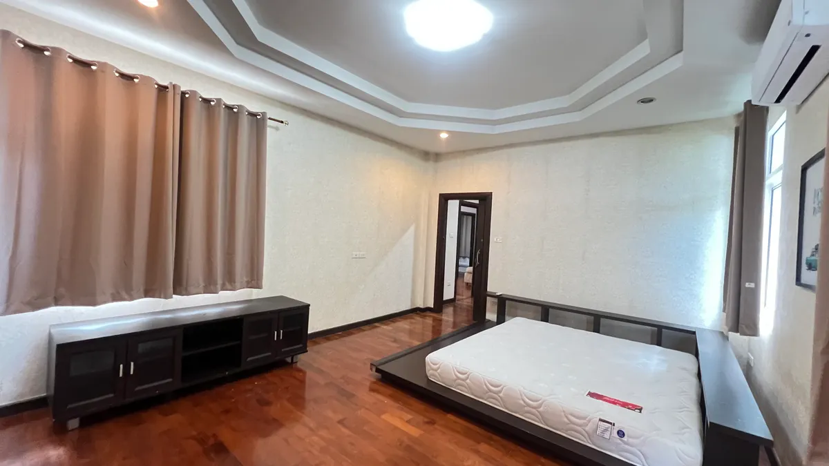 Fully Furnished 3 Bedrooms 2 Bathrooms House For Rent in East Pattaya photo 9
