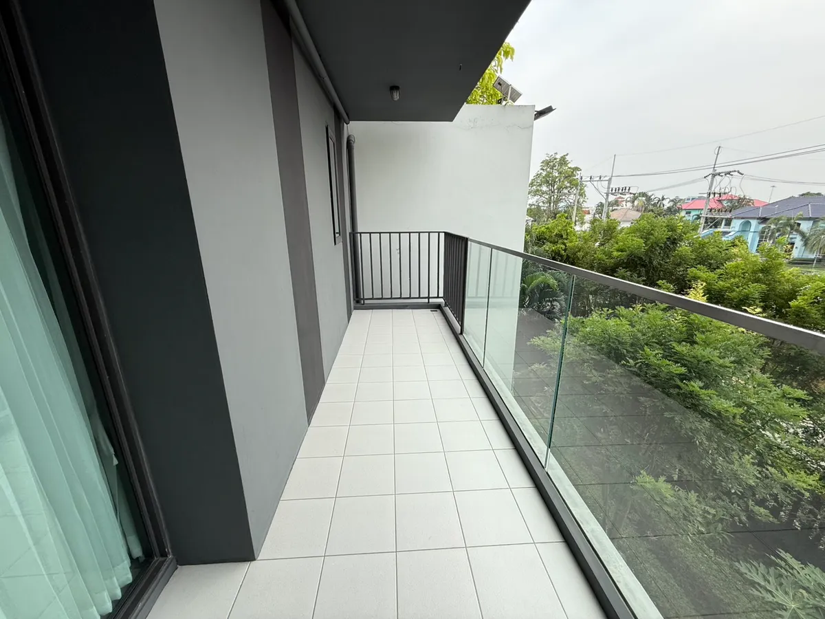 The Win Condominium 2 Bedroom For Rent photo 11