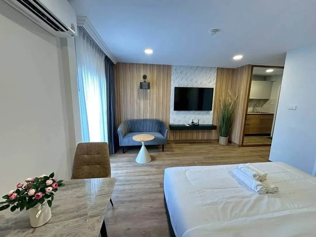 Prime Location with modern style studio 1 bathroom in Diana Estate for RENT photo 16