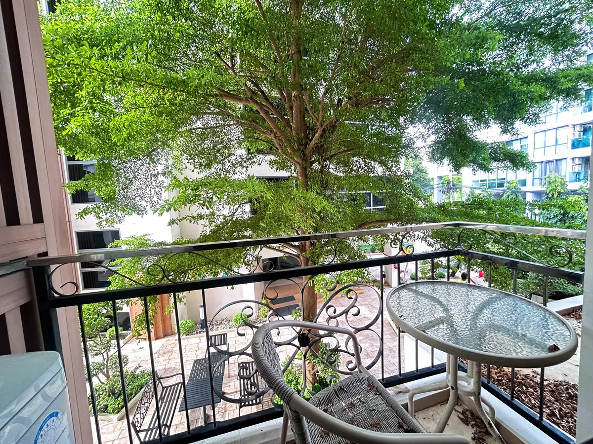 Clean Pool View 1 Bedroom 1 Bathroom for Sale photo 7