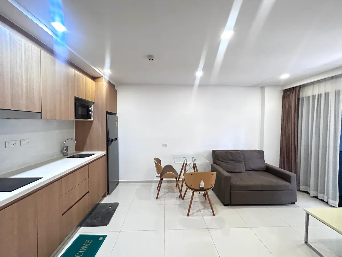 Clean Pool View 1 Bedroom 1 Bathroom for Sale photo 3