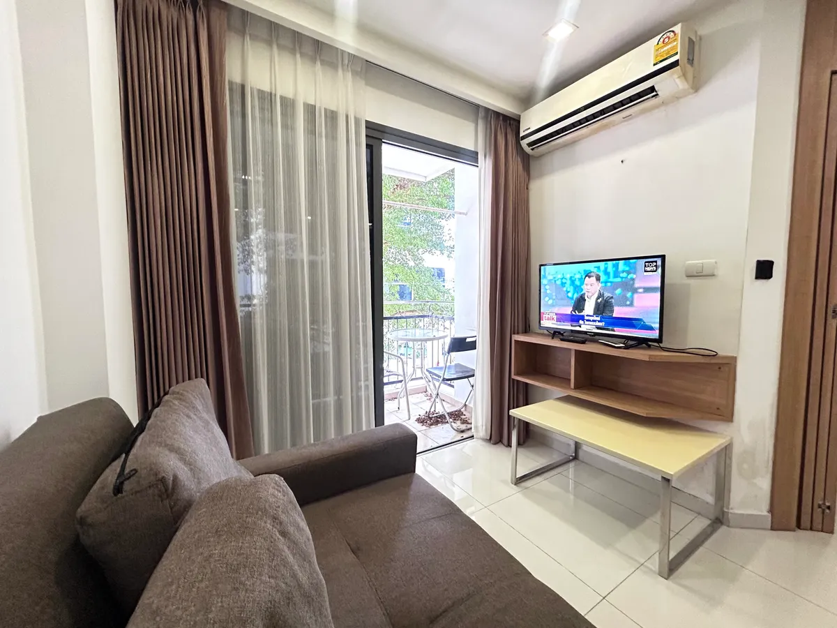 Clean Pool View 1 Bedroom 1 Bathroom for Sale photo 5