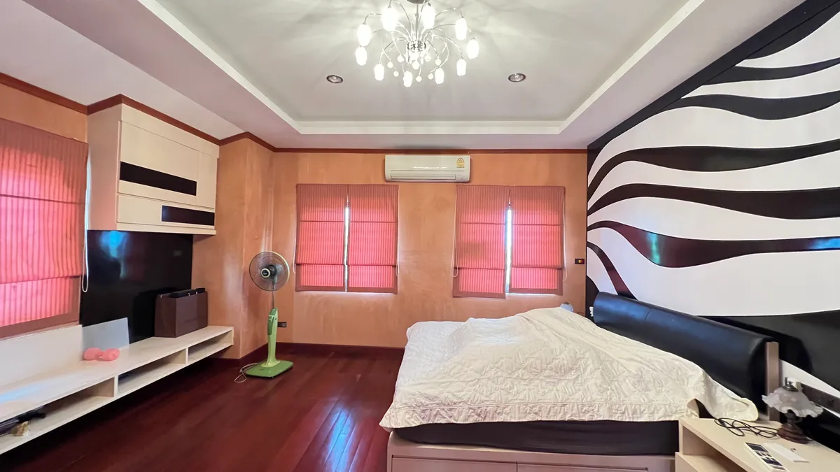 Corner house 5 bedrooms 6 bathrooms in Mapprachan photo 10