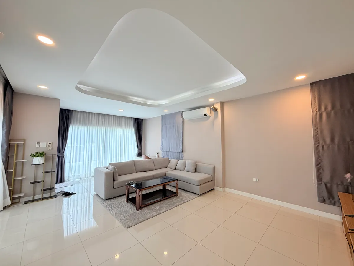Pool Villa For Rent In East Pattaya photo 10