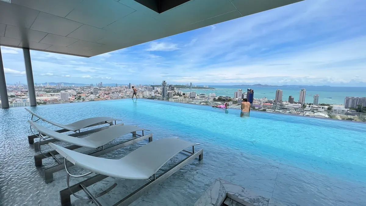 Corner room 2 bedrooms 1 Bedroom in North Pattaya photo 4