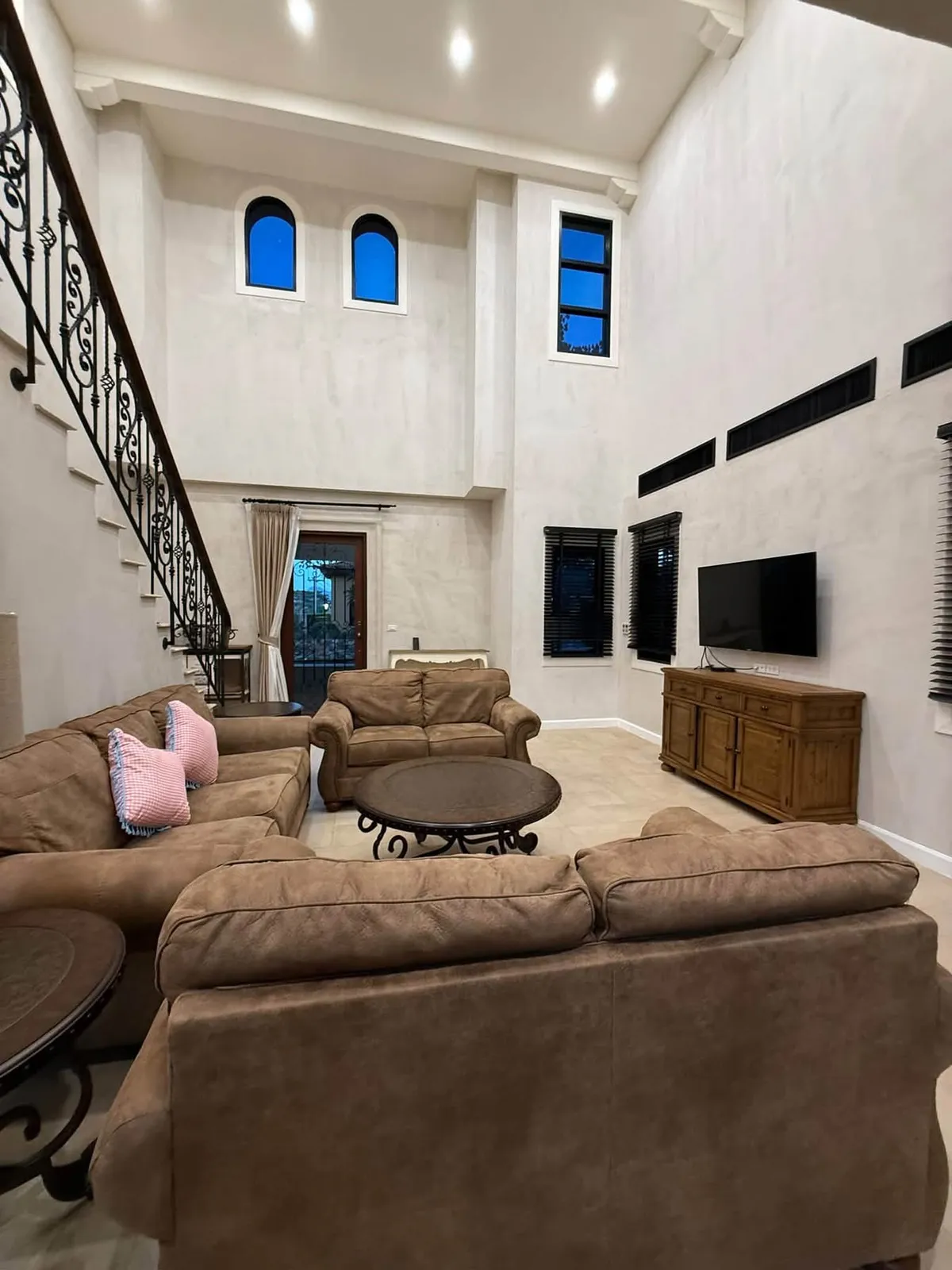 Pool villa 4 Bedrooms 5 Bathrooms in Jomtien photo 4