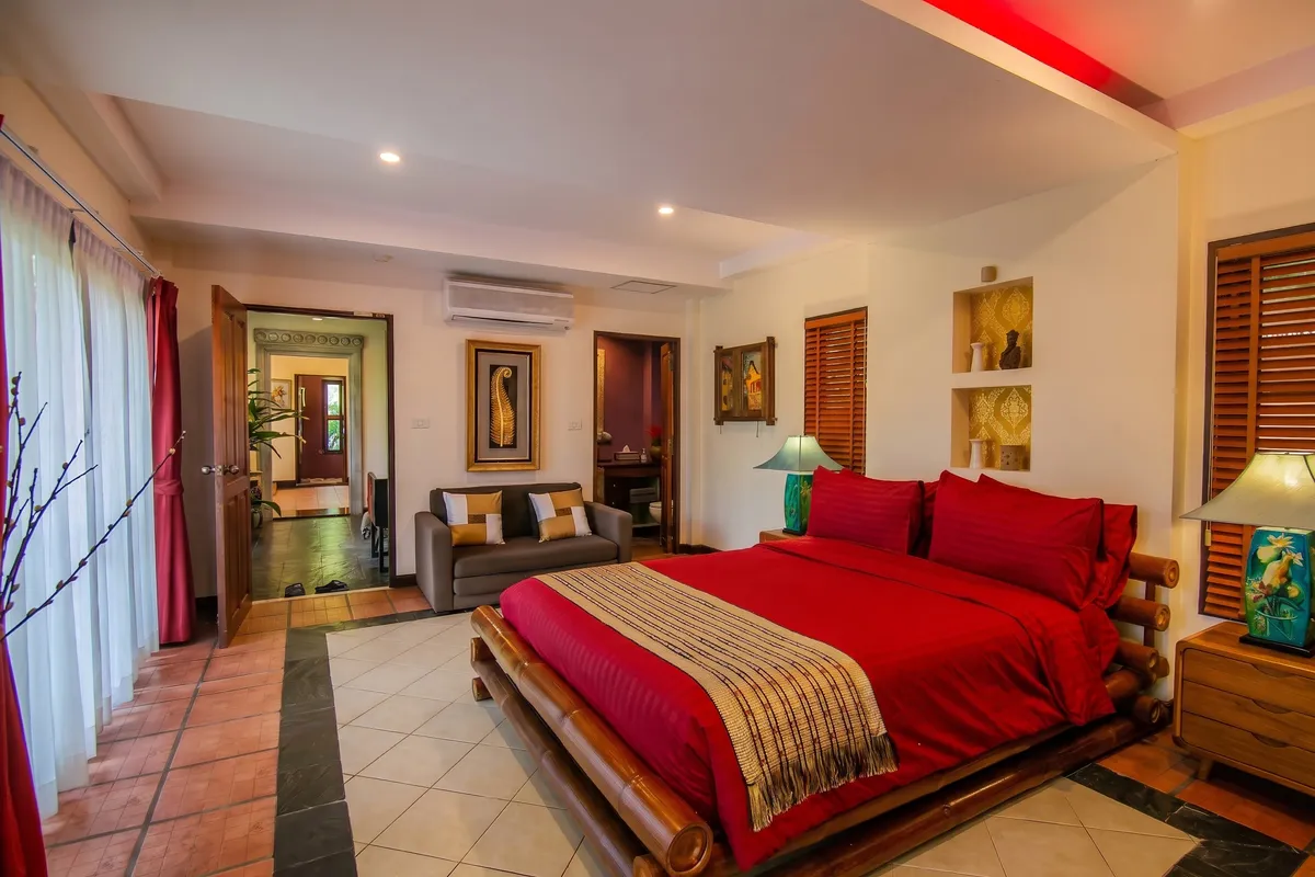 Beautiful Thai Bali Style House for Sale or Rent Jomtien photo 6