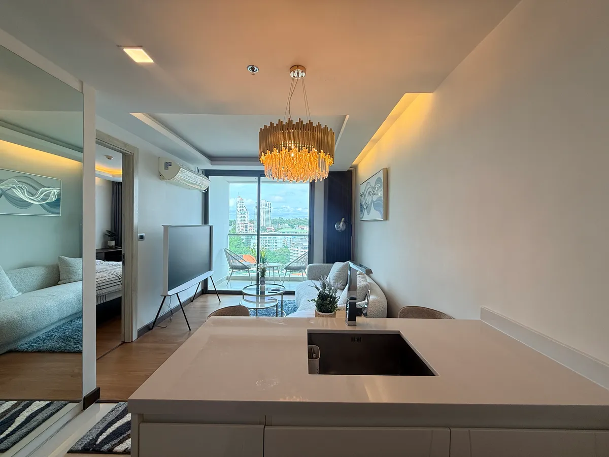 City view with 1 bedroom in pratumnak for rent photo 3