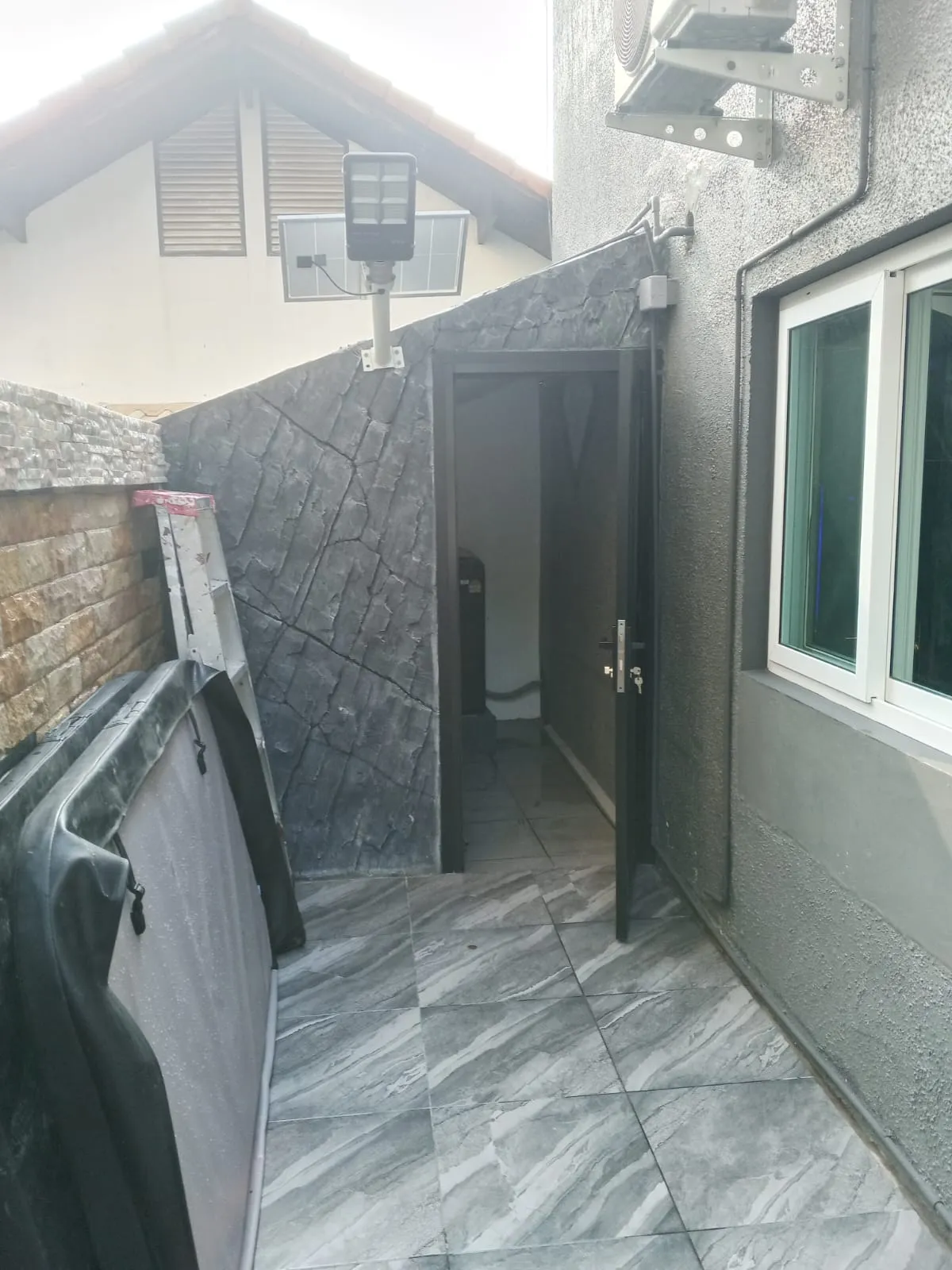 Fully Renovated Modern Luxury 3 Bed 4 Bath Pool Villa In Central Pattaya! photo 8