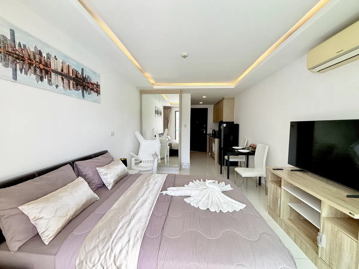 Comforting Pool View Studio in Jomtien For Rent photo 2