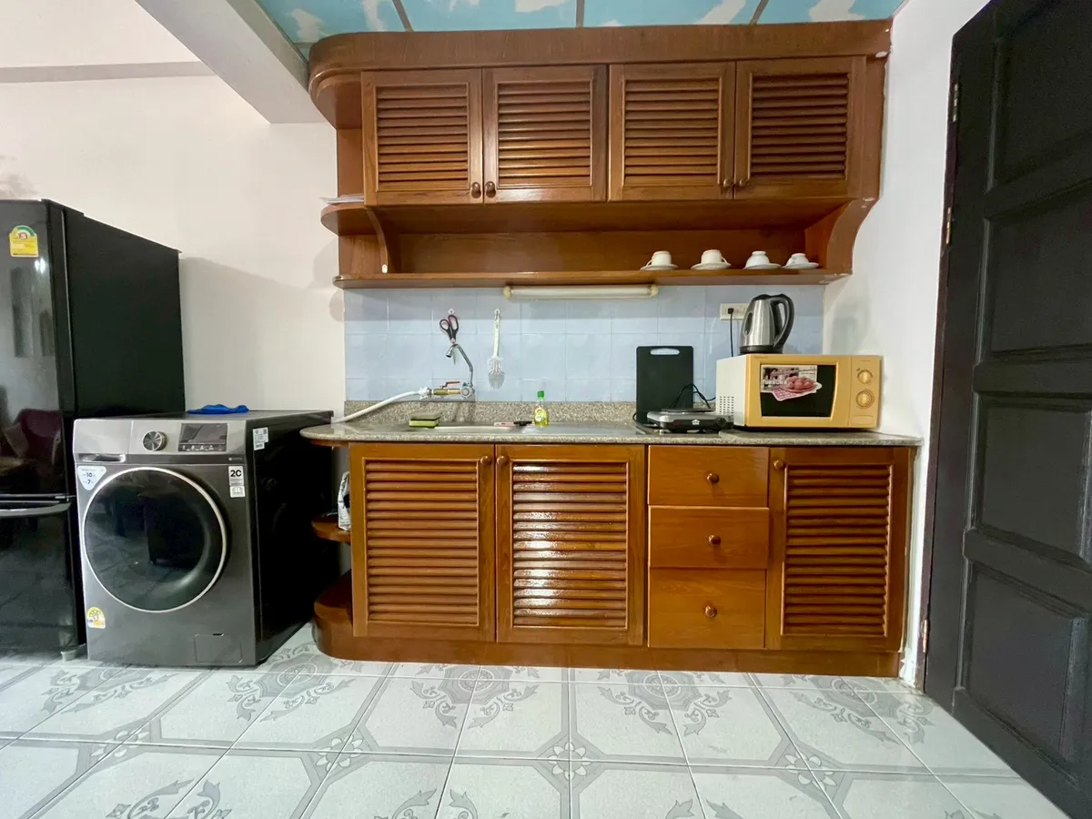 A Large Studio For Rent In Central Pattaya photo 2