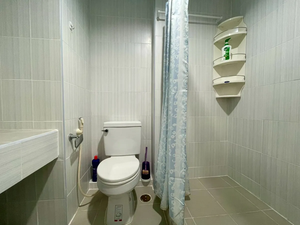 A Large Studio For Rent In Central Pattaya photo 12
