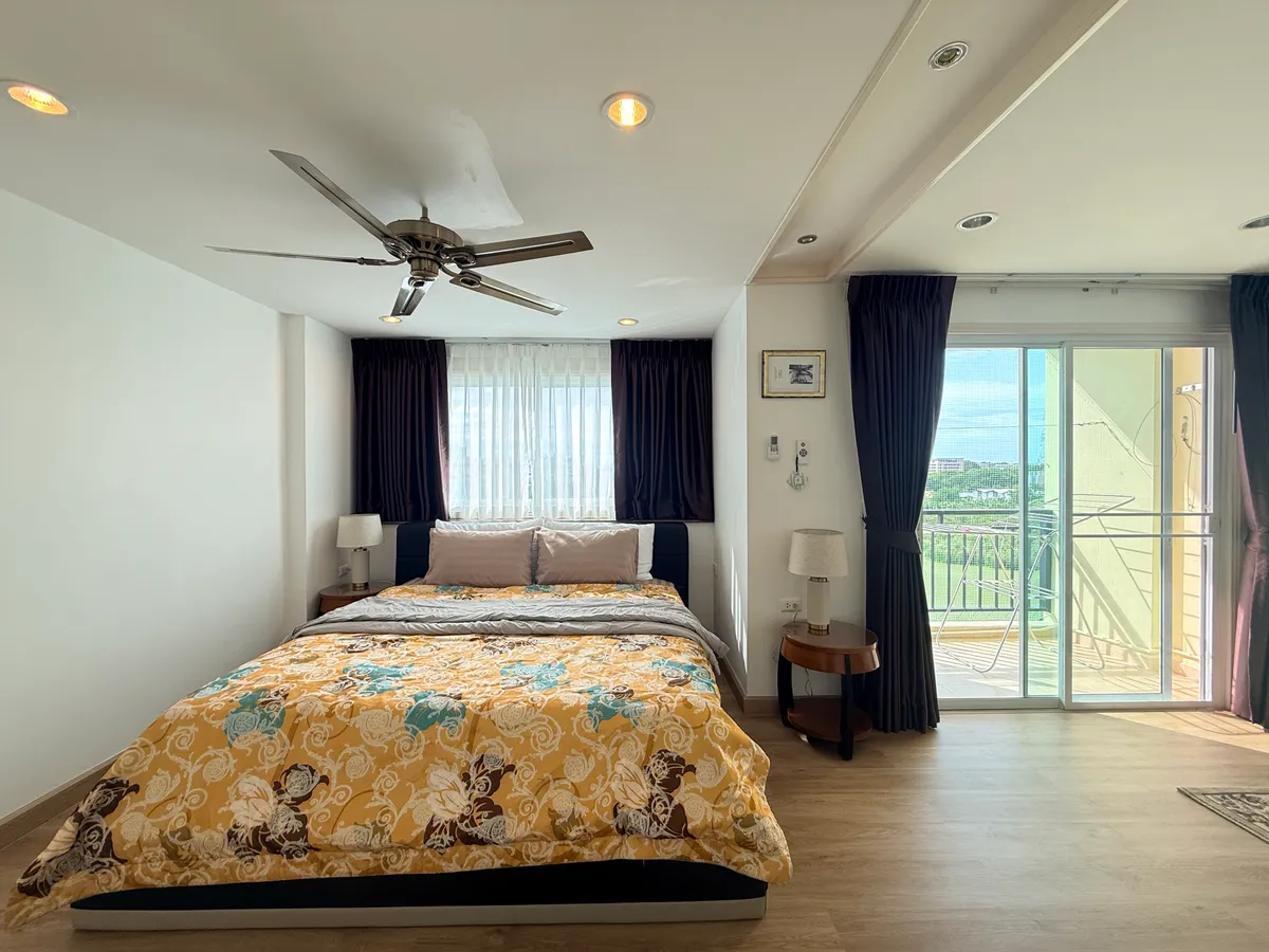 Cozy 1-Bedroom Corner Unit for Rent in Jomtien photo 9