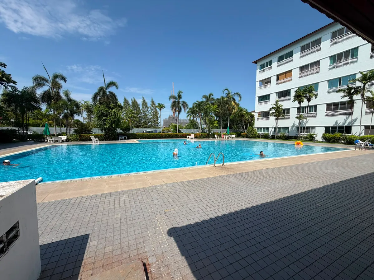Spacious Ground Floor Studio in Popular Jomtien Condominium