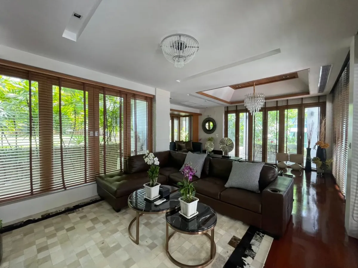 Stunning 5-Bedroom, 7-Bathroom Villa Close to the Beach Near The Sanctuary of truth photo 8