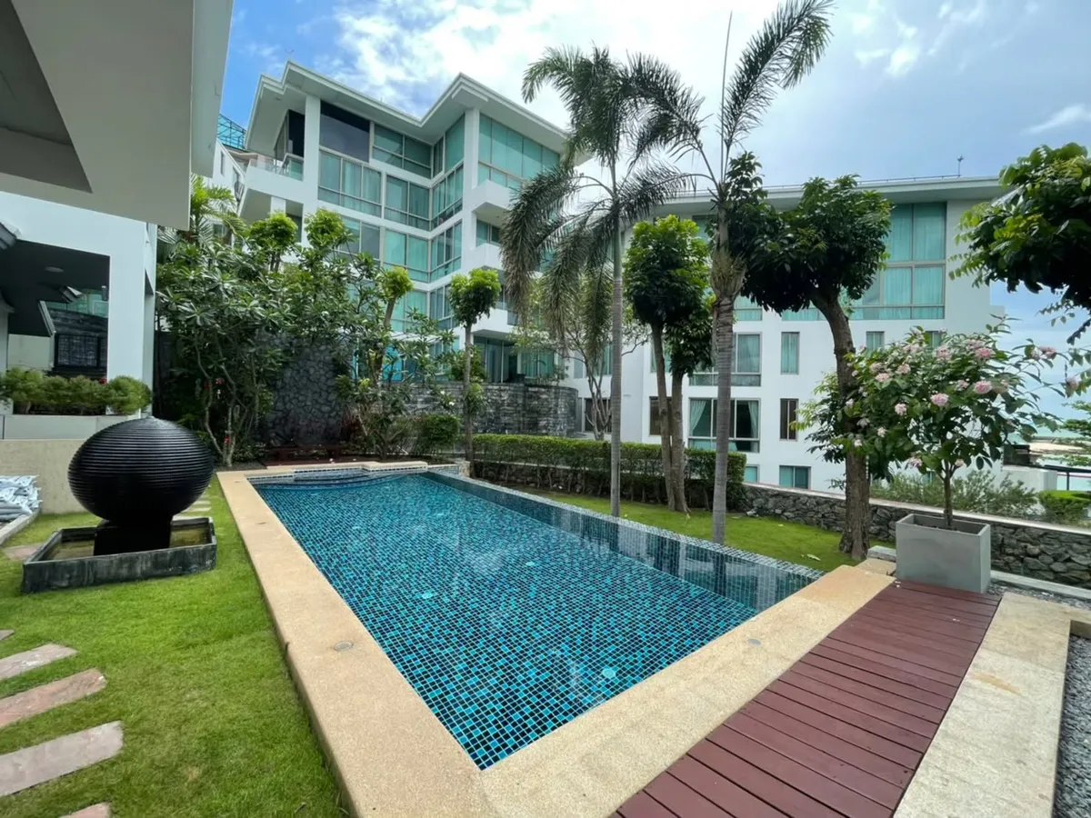 Stunning 5-Bedroom, 7-Bathroom Villa Close to the Beach Near The Sanctuary of truth photo 2