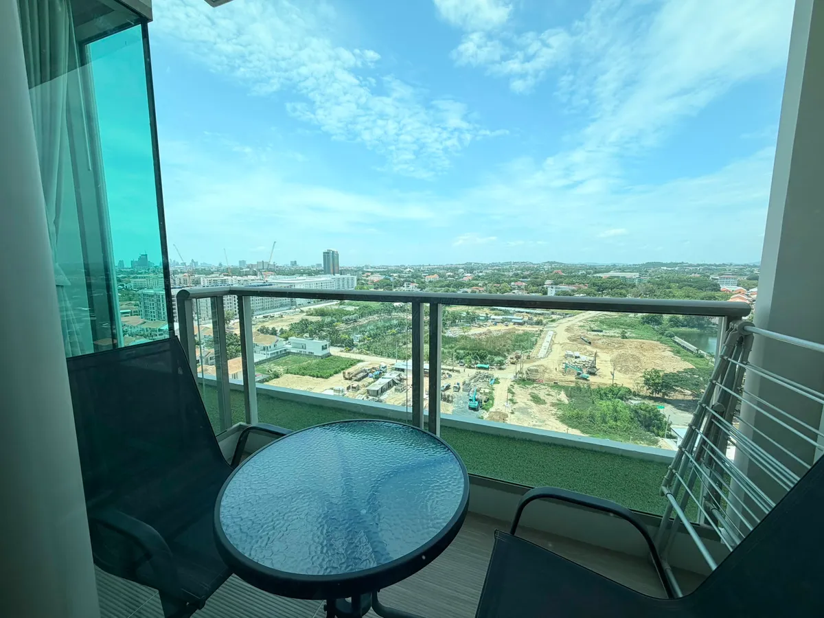 City/Mountain View Condo For Sale In Jomtien photo 11