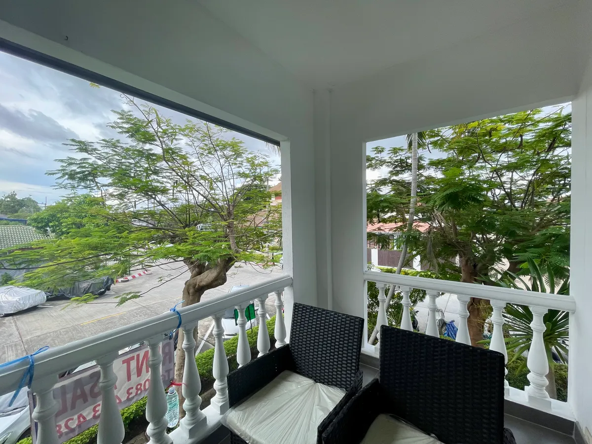 Large studio 64 SQM condo for rent in Baan Suan Lalana Jomtien photo 21