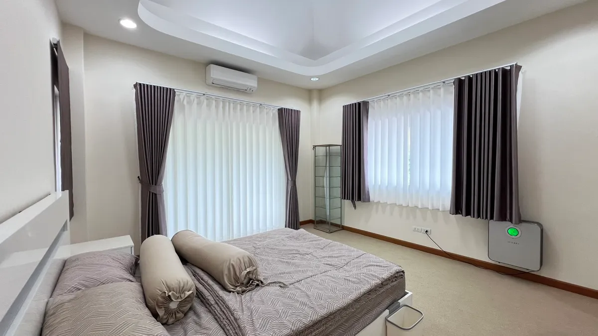 Corner house 2 Story 4 Bedrooms 4 Bathrooms in East pattata photo 12