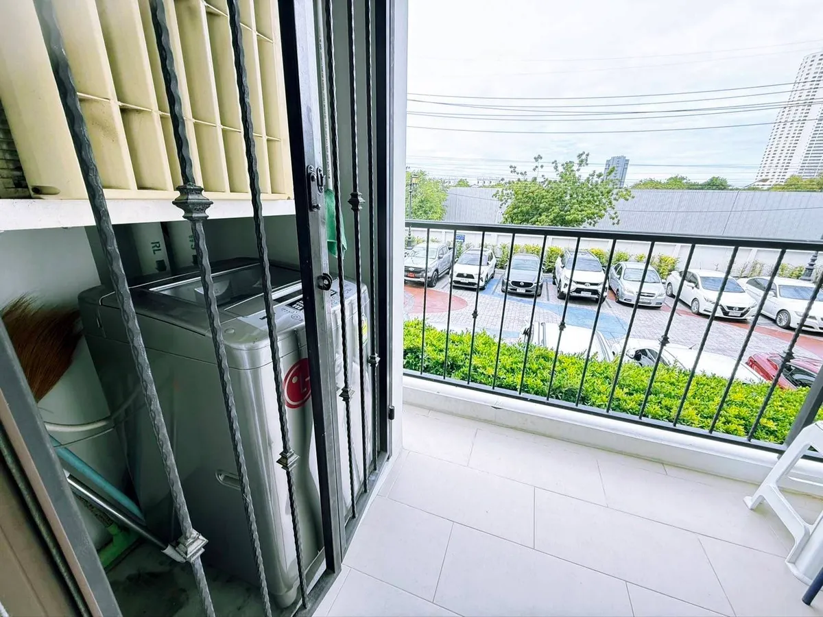 Room for sale 1 Bedroom