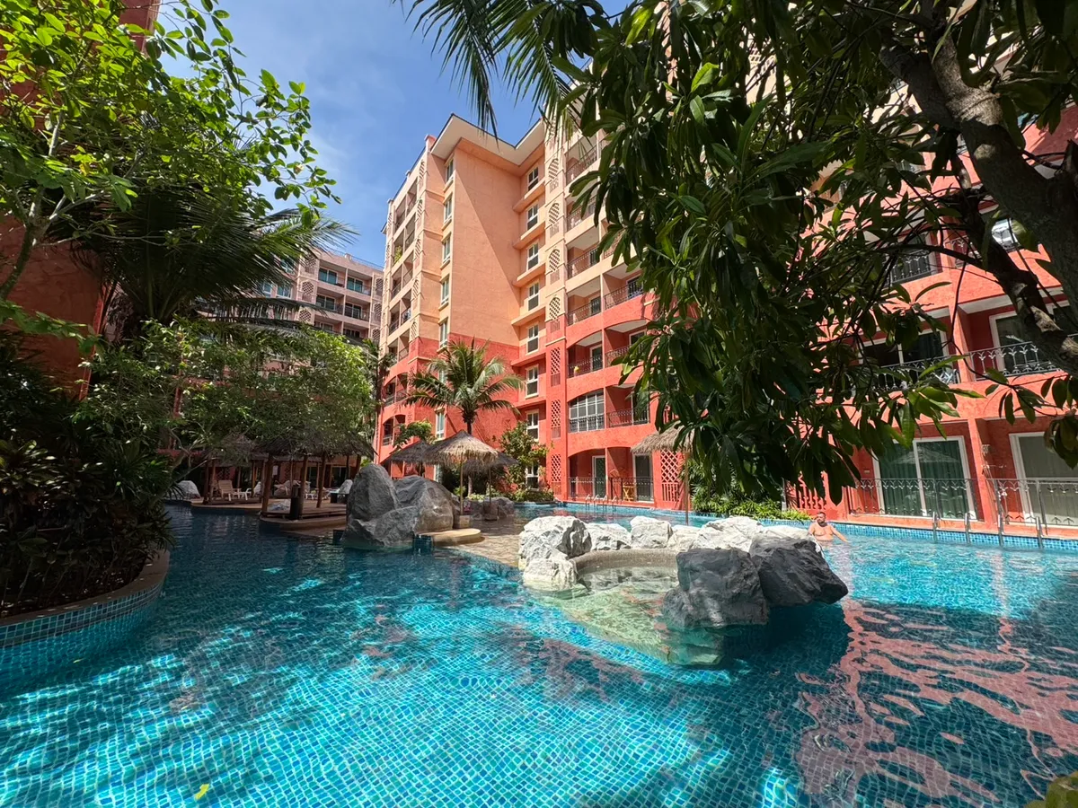 Pool view 1 Bedroom 1 Bathroom in Jomtien photo 18