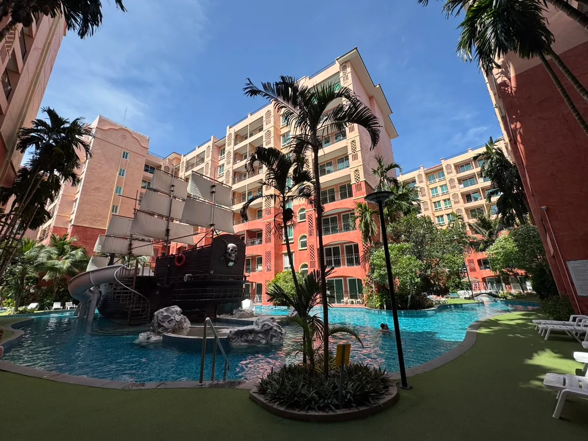 Pool view 1 Bedroom 1 Bathroom in Jomtien