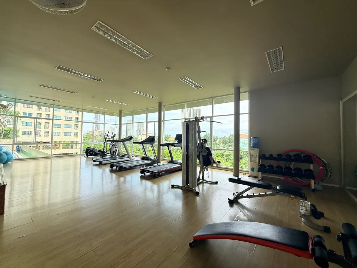1 Bedroom and 1 bathroom in wongamat for rent photo 3