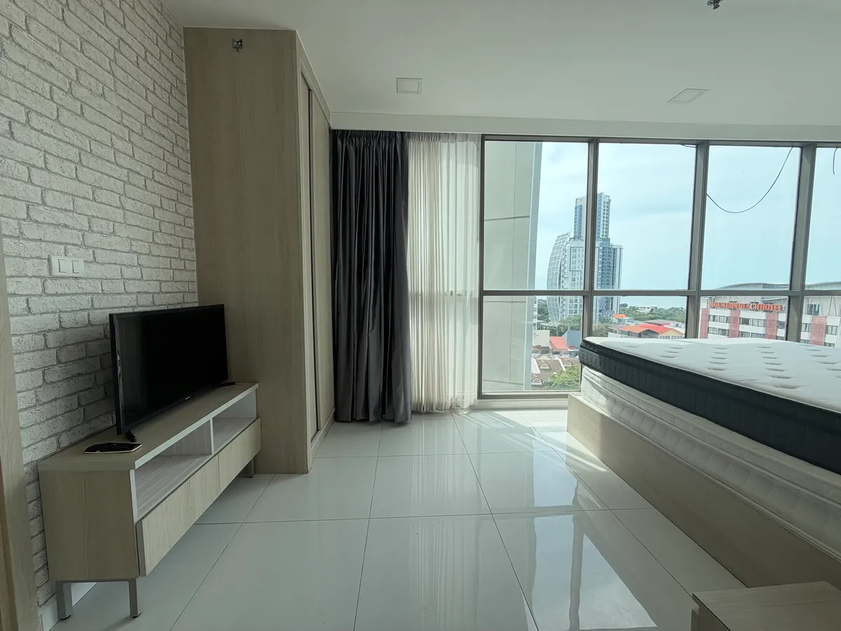 Stunning views 2 bed for sale at The Cloud photo 22