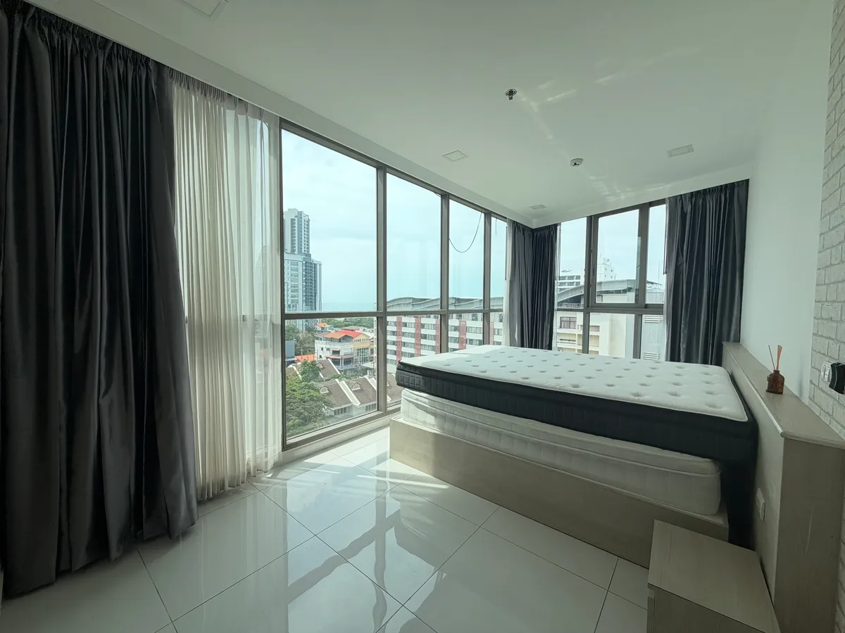 Stunning views 2 bed for sale at The Cloud photo 17
