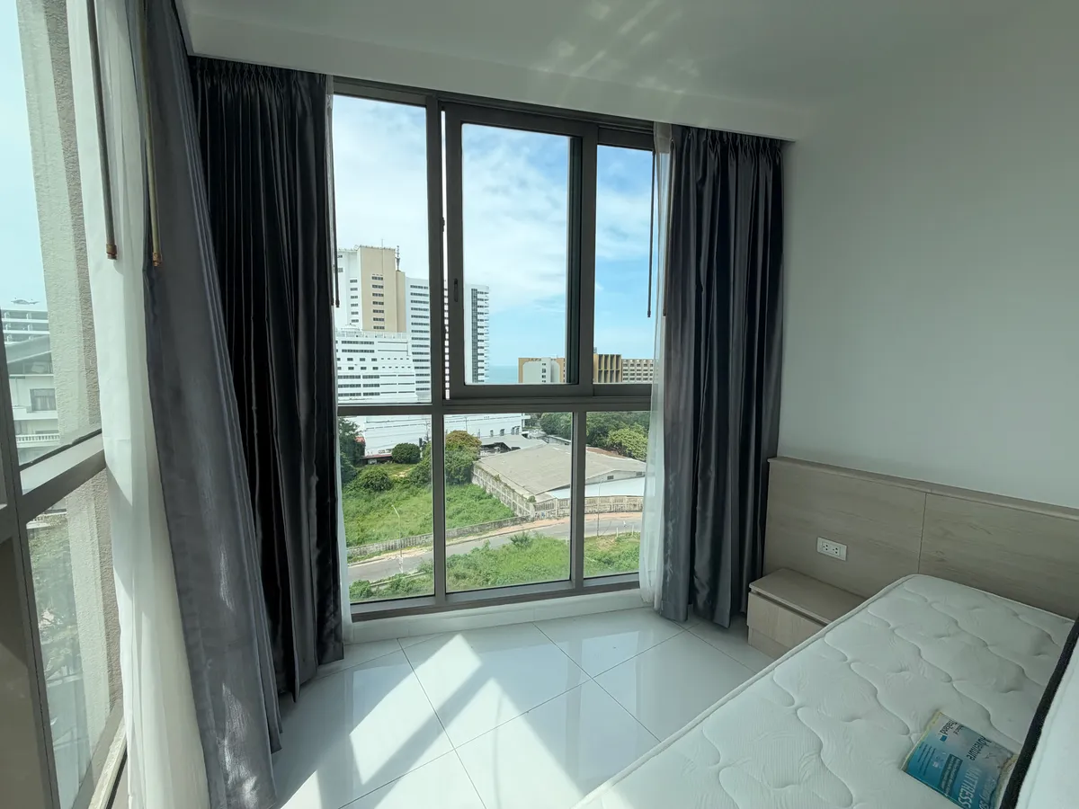 Stunning views 2 bed for sale at The Cloud photo 19