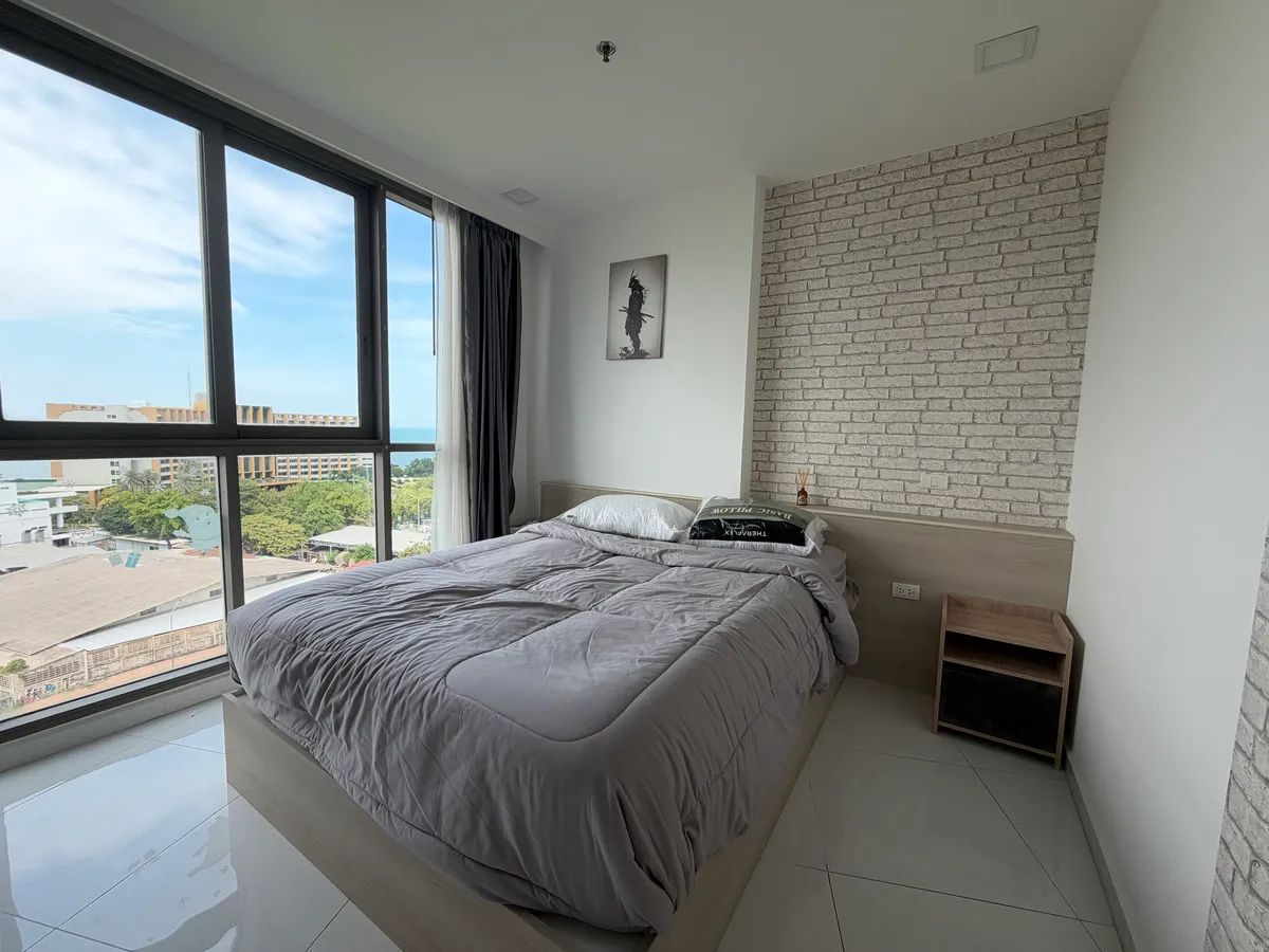 Stunning views 2 bed for sale at The Cloud photo 10