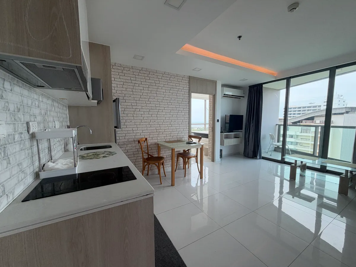 Stunning views 2 bed for sale at The Cloud