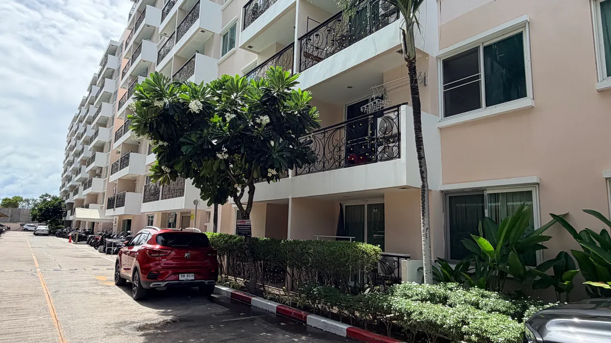 One bedroom condo for sale in Jomtien photo 2