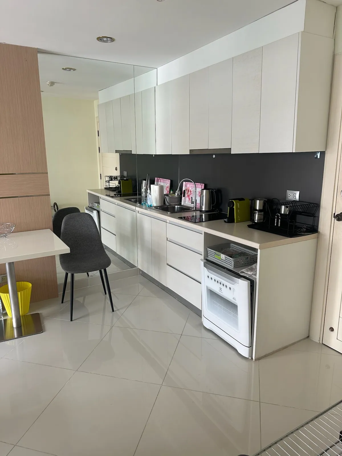 One bedroom condo for sale in Jomtien photo 7