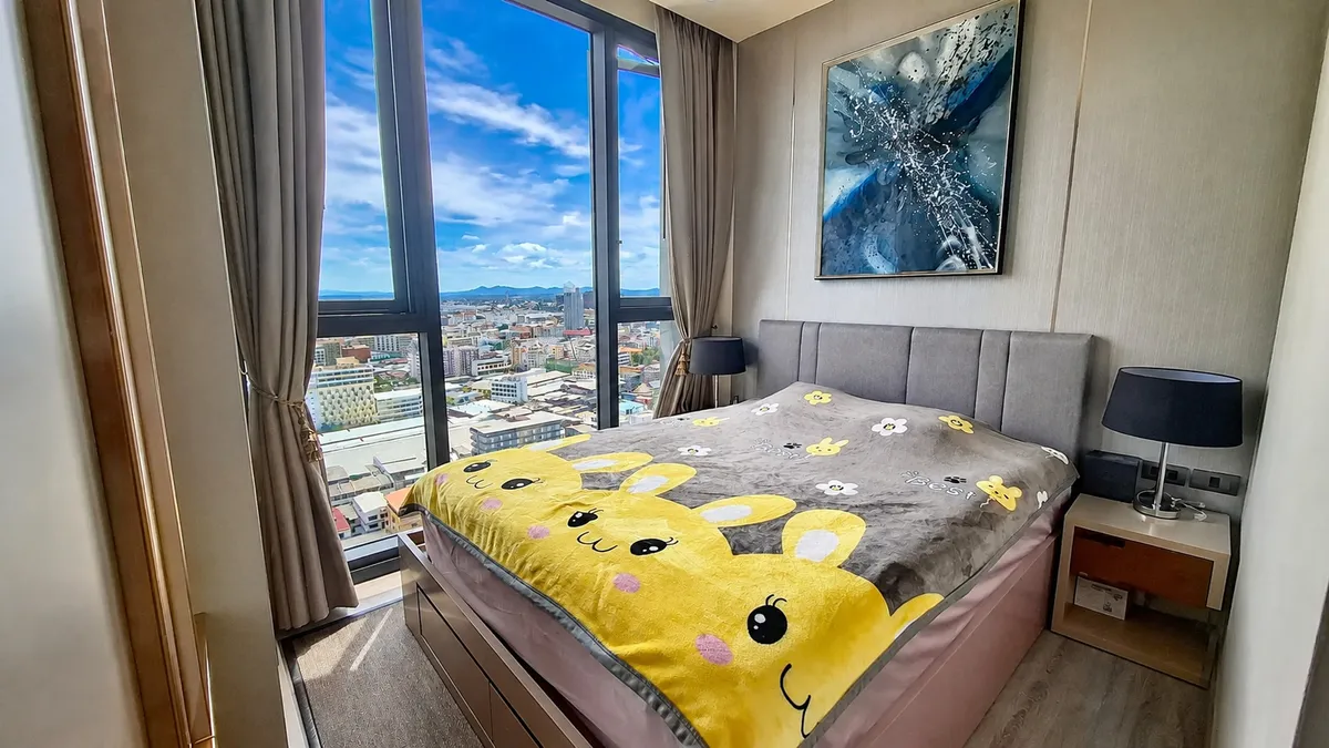 High-Floor Corner 2-Bedroom Condo with Breathtaking Views at The Edge Central Pattaya photo 9