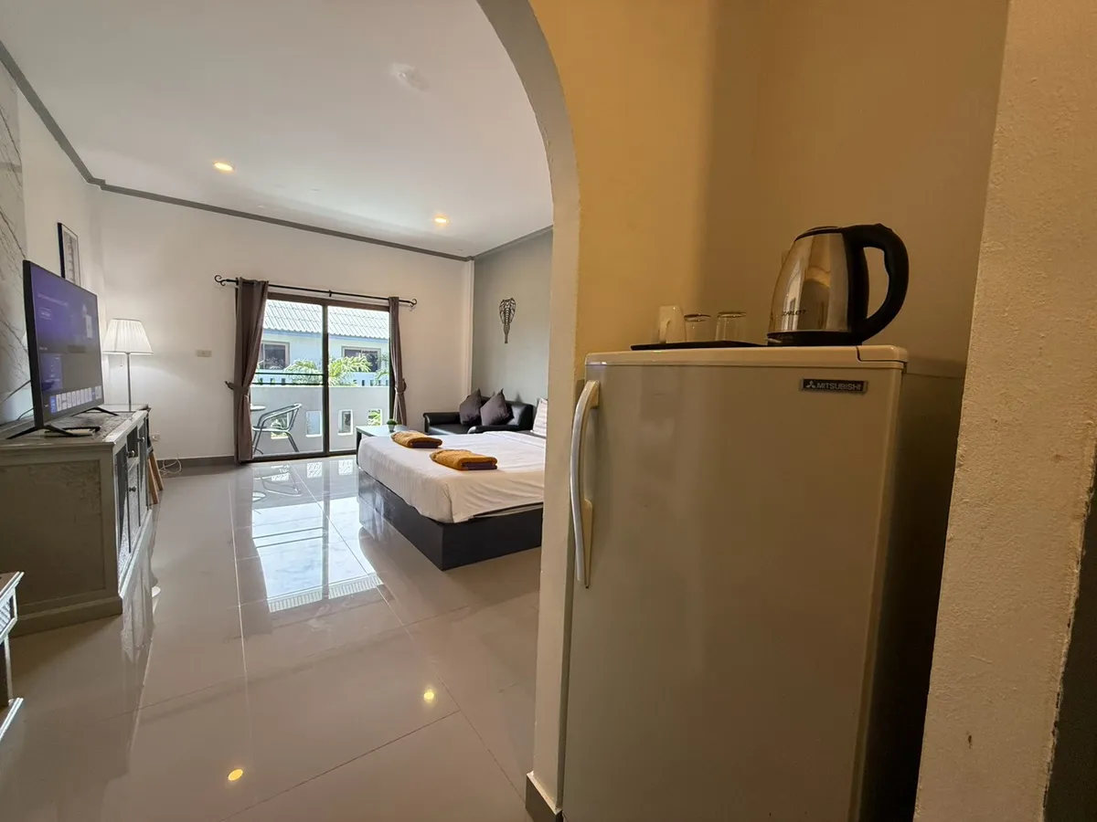 Modern and ready to move in condos at Del Max Resort photo 8