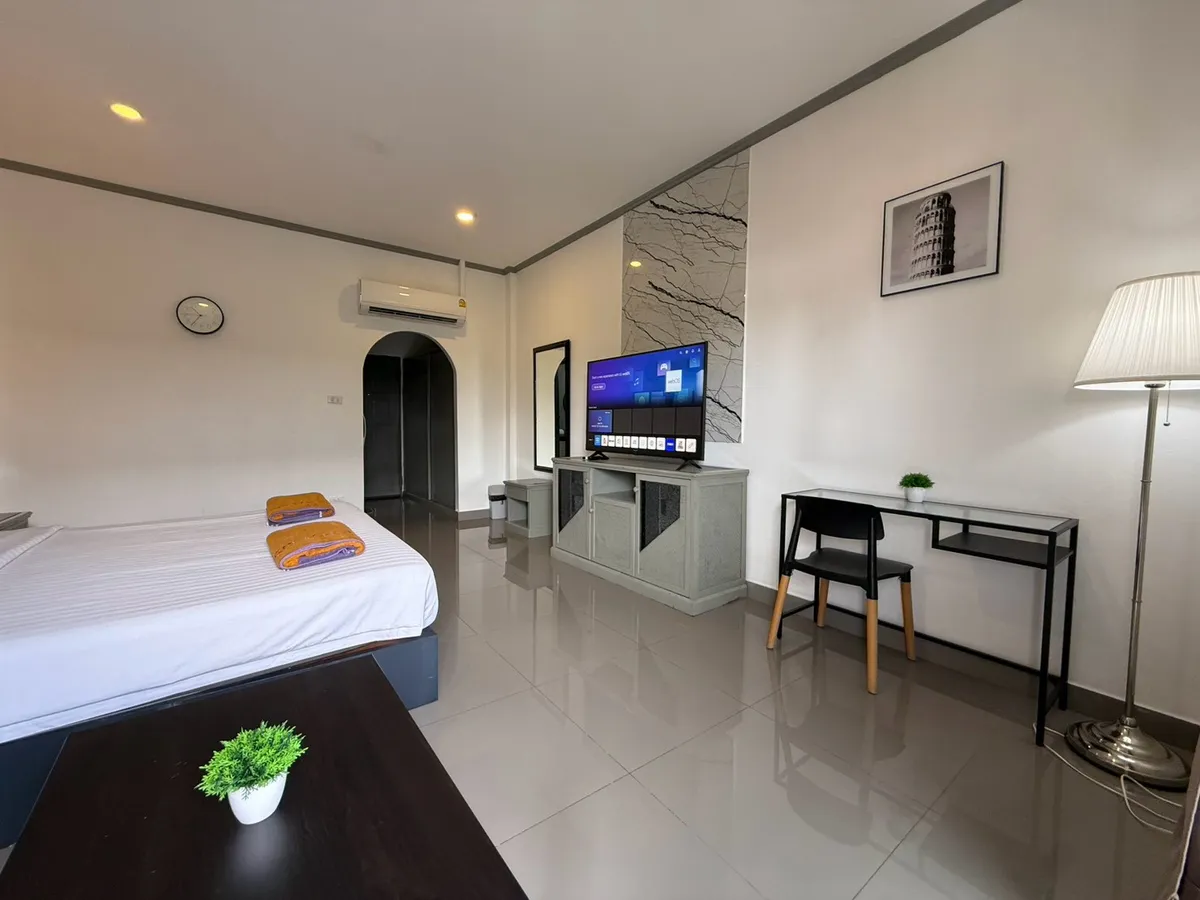 Modern and ready to move in condos at Del Max Resort photo 3