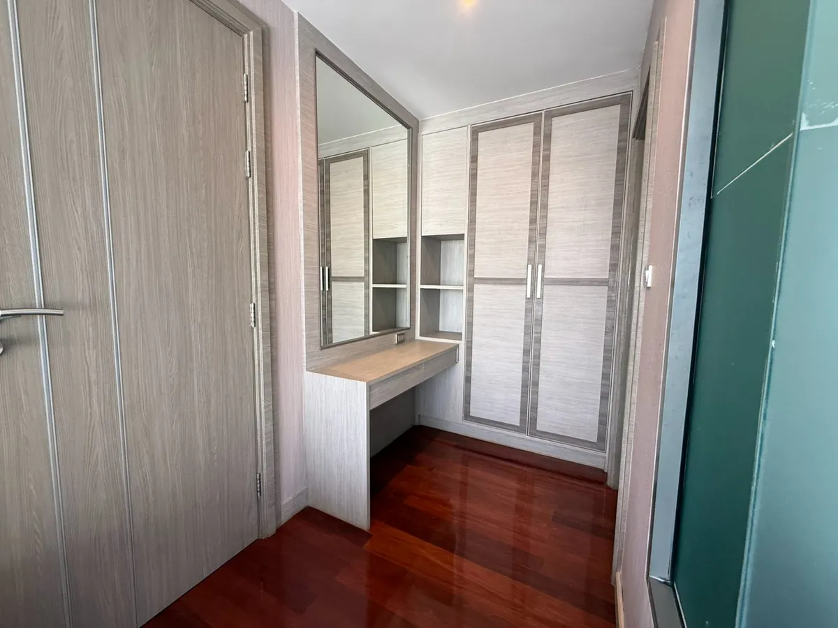 Fully furnished Saint Senate condo for rent and sale photo 17
