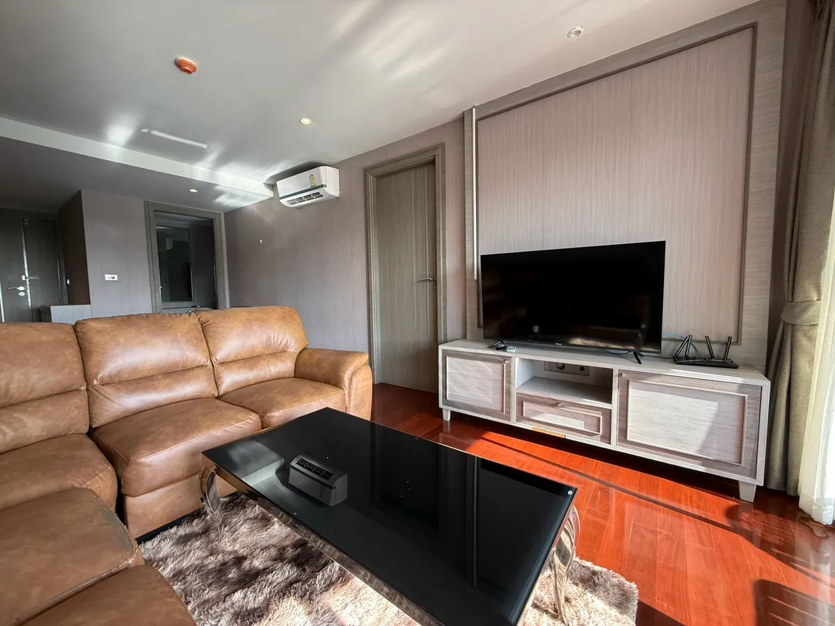 Fully furnished Saint Senate condo for rent and sale photo 2