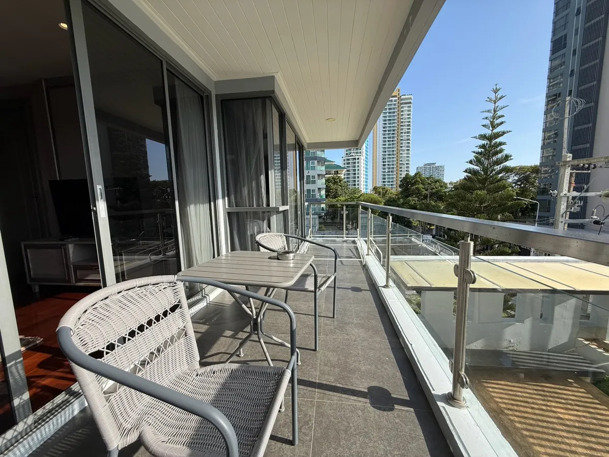 Fully furnished Saint Senate condo for rent and sale photo 8