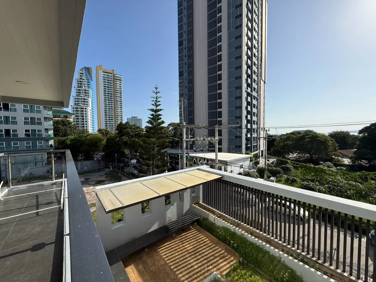 Fully furnished Saint Senate condo for rent and sale photo 7
