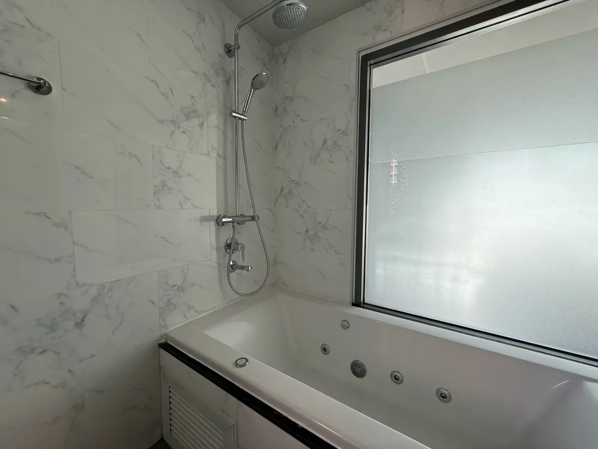 Fully furnished Saint Senate condo for rent and sale photo 14