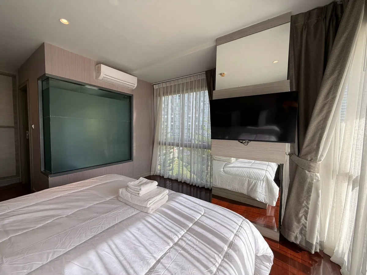 Fully furnished Saint Senate condo for rent and sale photo 16